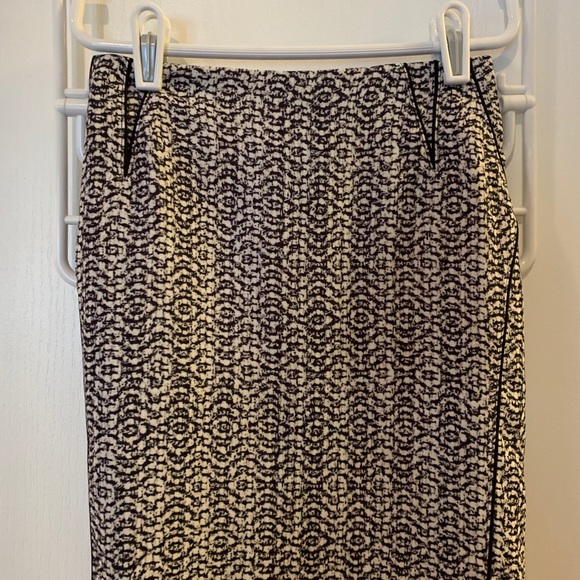 O’ 2nd Barney’s New York skirt - Picture 3 of 3